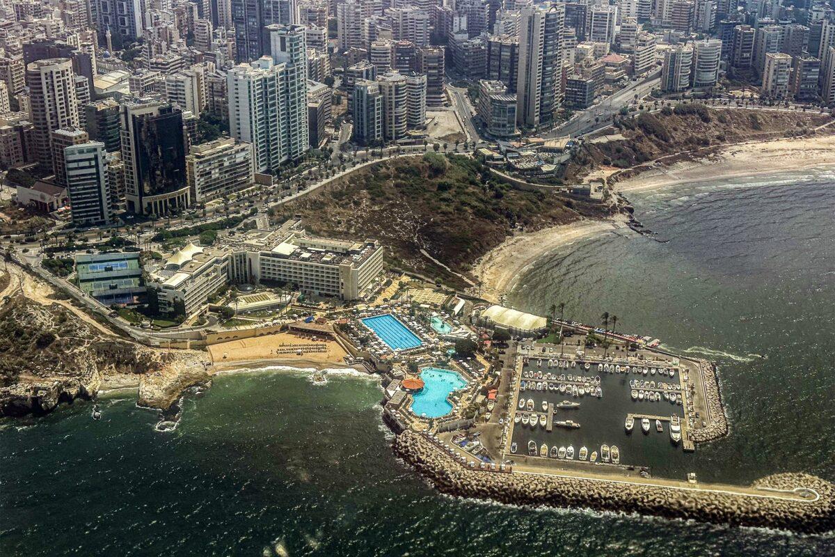 سجل القطاع السياحي في لبنان تحسناً متواضعاً خلال شهر تموز. سجل القطاع السياحي في لبنان تحسناً متواضعاً خلال شهر تموز.