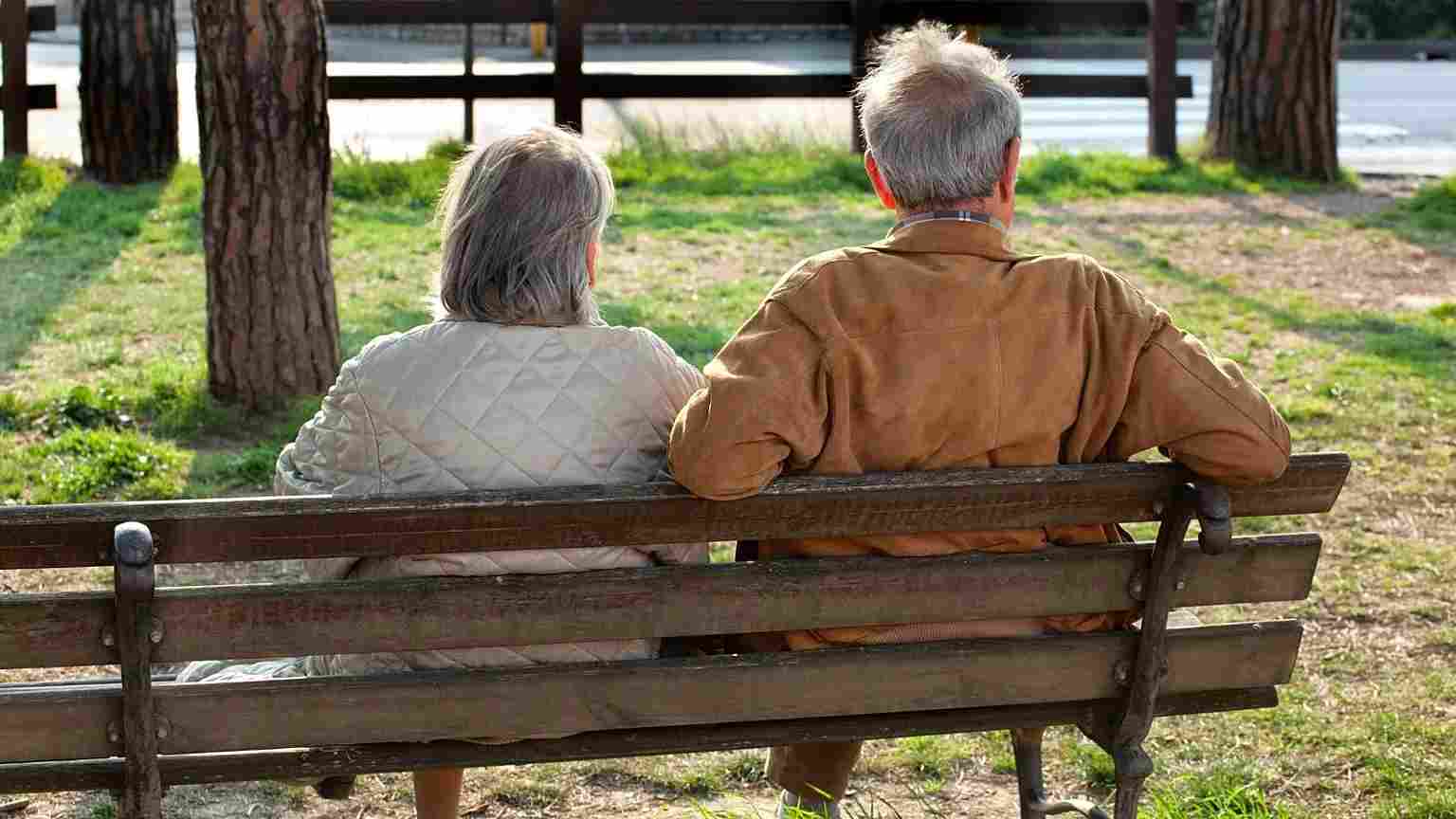 The study found that the difference between male and female longevity is rooted in evolution (Source: EuroNews)