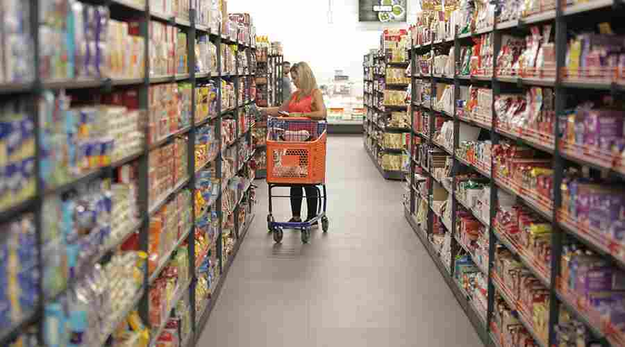 Despite the marked easing in inflation, price levels continue to weigh on household purchasing power amid ongoing economic challenges.