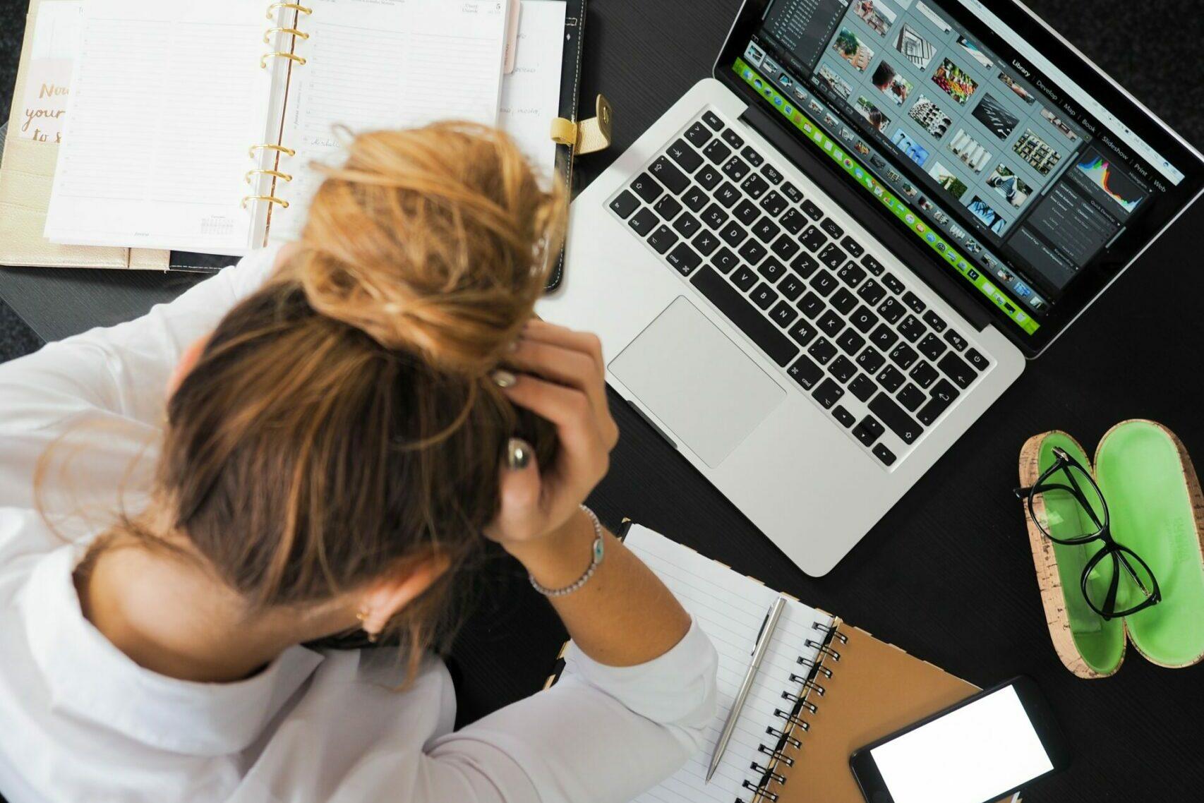 The report warns that the challenge is no longer simply about whether young people can find jobs, but whether those jobs offer stability. The report warns that the challenge is no longer simply about whether young people can find jobs, but whether those jobs offer stability.