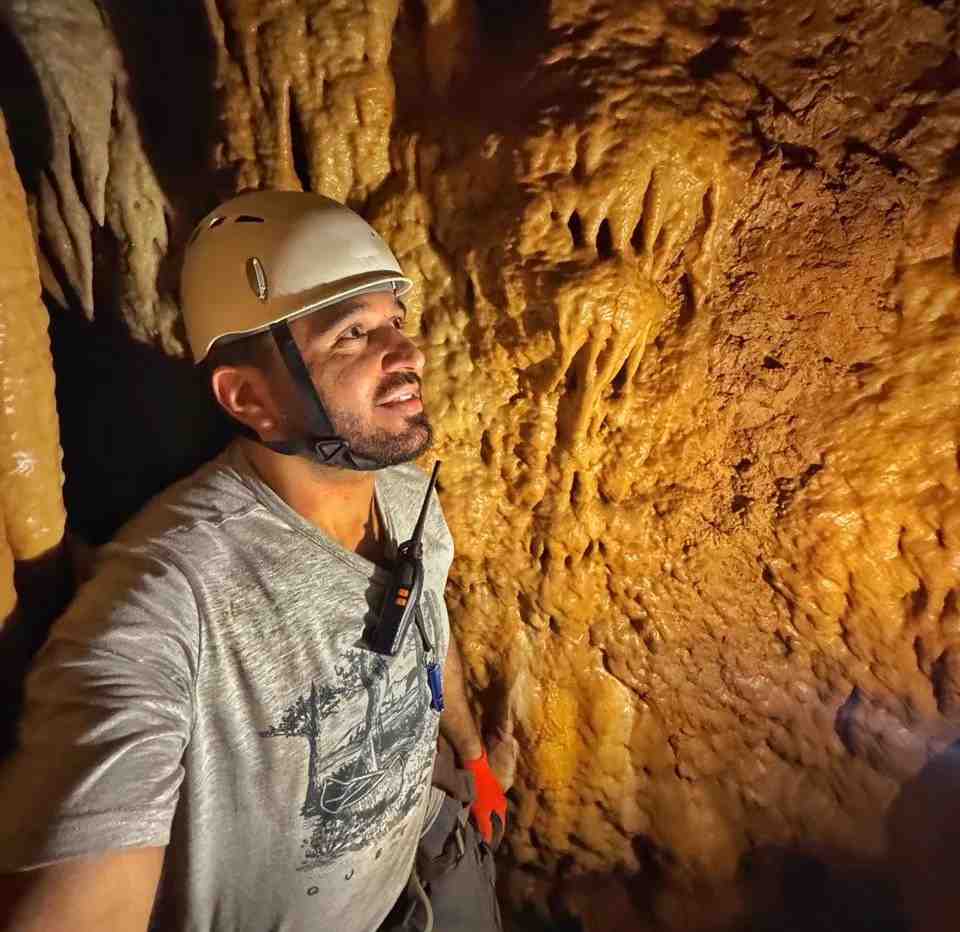 An amateur speleologist from Iktashef Akkar admires the stalactites and stalagmites inside the newly discovered chasm in Tasheh, Akkar, northern Lebanon. (Image Credit: Abdelkader Abdelmajid)
