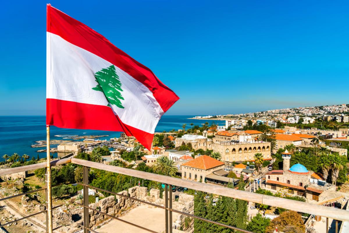 The "Golden Residency" proposal aims to attract foreign capital into the country. The "Golden Residency" proposal aims to attract foreign capital into the country.