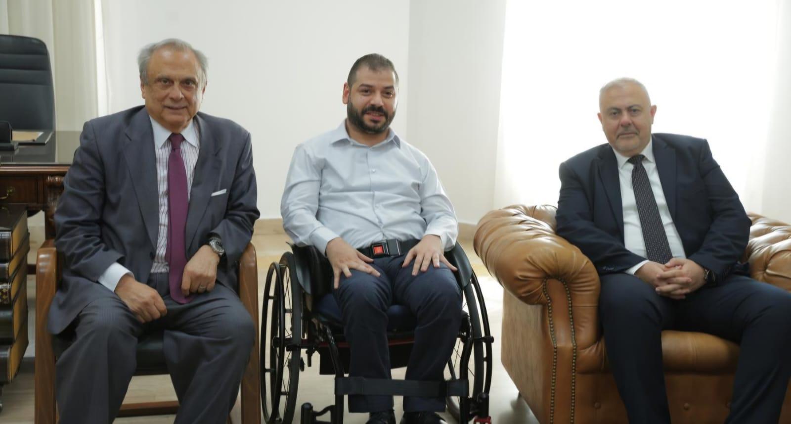 The meeting brought together Beirut Governor Judge Marwan Abboud, Chairman and General Manager of the Housing Bank Antoine Habib, and the governor’s advisor Joe Rahal. The meeting brought together Beirut Governor Judge Marwan Abboud, Chairman and General Manager of the Housing Bank Antoine Habib, and the governor’s advisor Joe Rahal.